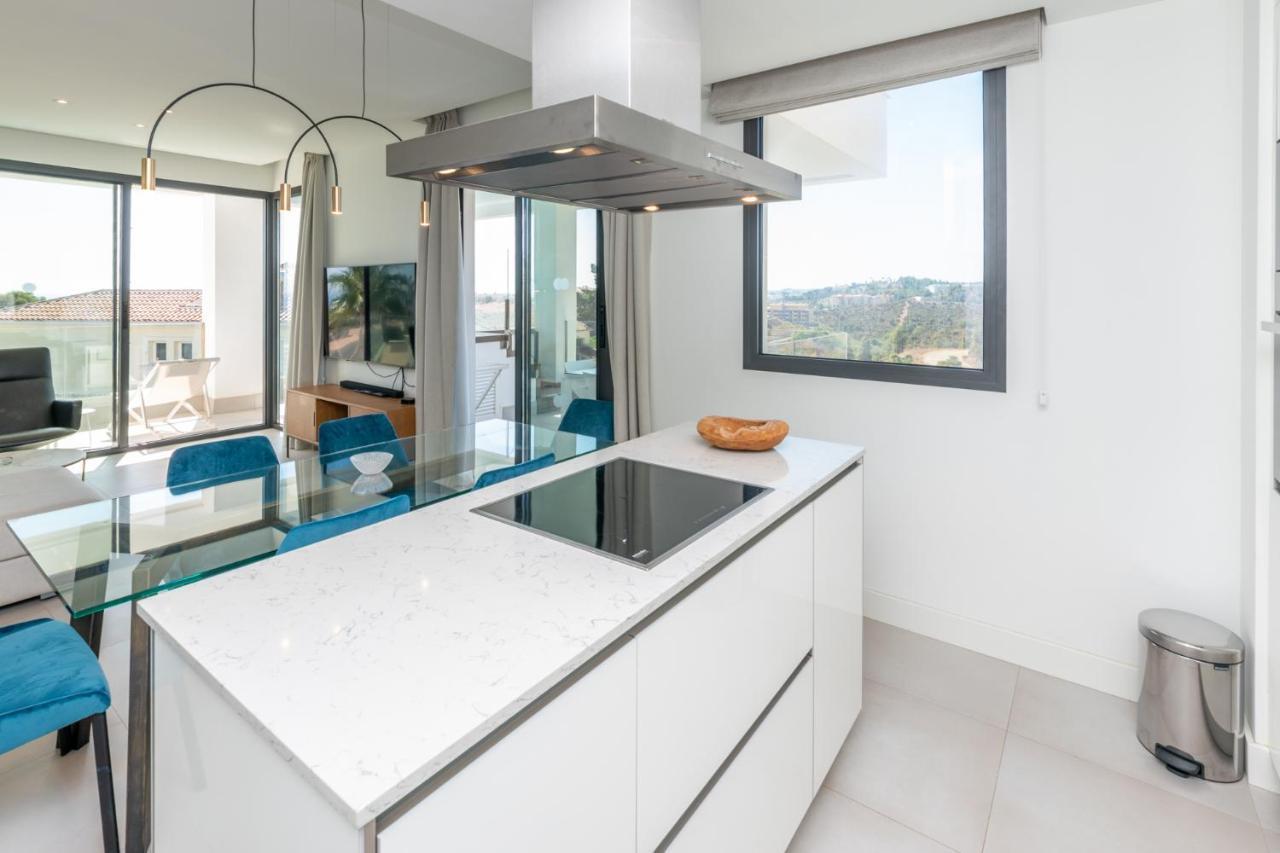 Ferienwohnung 2Br Luxury - Santa Barbara Heights, Good Wifi & Ac La Cala De Mijas Exterior foto